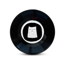 Charger l'image dans la galerie, Qui fait ça ? / Ça ne m'amuse pas (Vinyle)